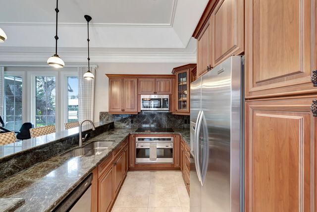 544 Live Oak Road, Vero Beach, FL 32963