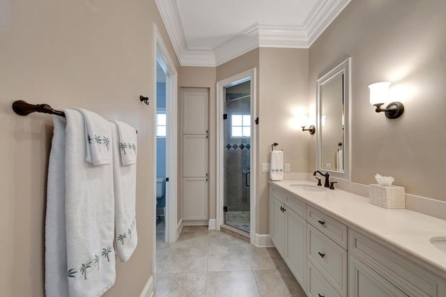 544 Live Oak Road, Vero Beach, FL 32963