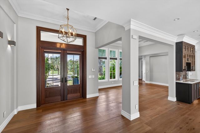 544 Live Oak Road, Vero Beach, FL 32963