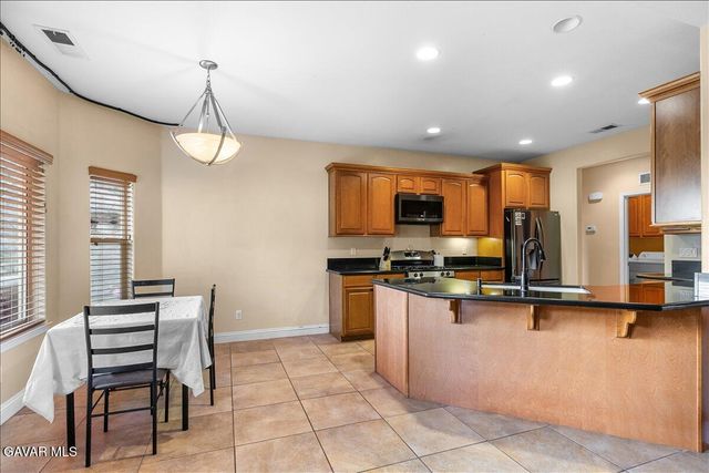 26820 Stirrup Way, Tehachapi, CA 93561