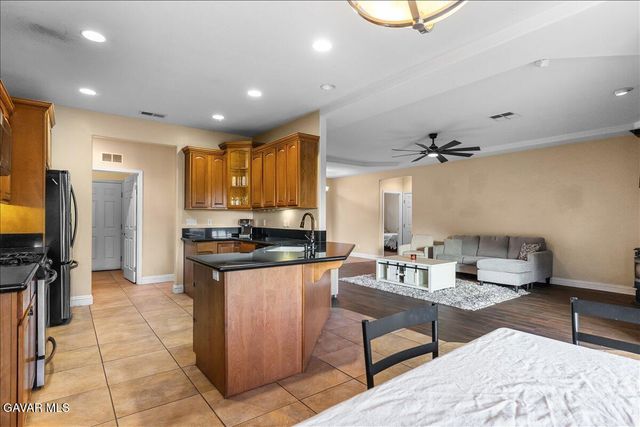 26820 Stirrup Way, Tehachapi, CA 93561