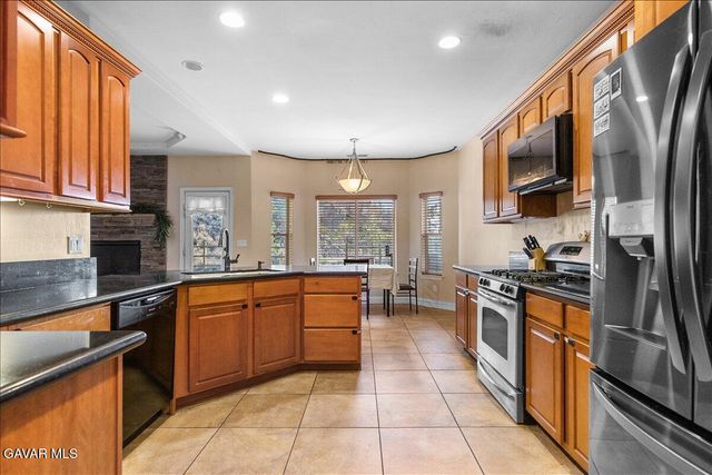 26820 Stirrup Way, Tehachapi, CA 93561