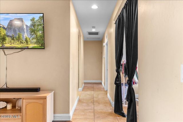 26820 Stirrup Way, Tehachapi, CA 93561