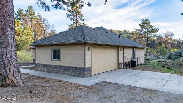 26820 Stirrup Way, Tehachapi, CA 93561