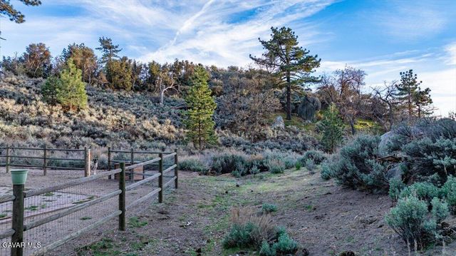 26820 Stirrup Way, Tehachapi, CA 93561