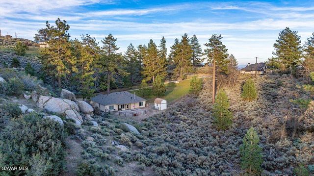26820 Stirrup Way, Tehachapi, CA 93561