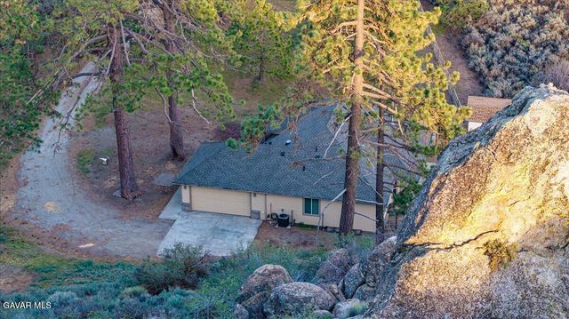 26820 Stirrup Way, Tehachapi, CA 93561
