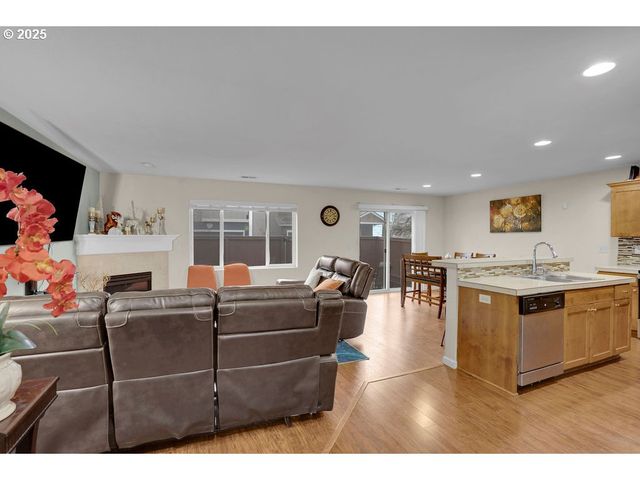 7705 Ne 19TH Way, Vancouver, WA 98664