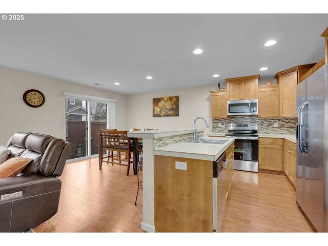 7705 Ne 19TH Way, Vancouver, WA 98664