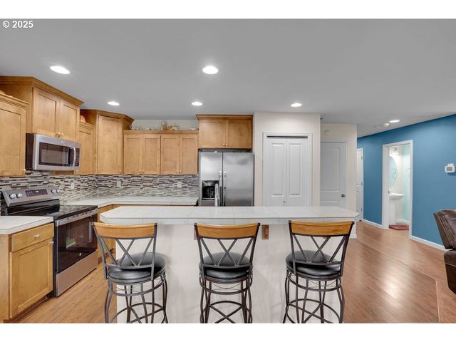 7705 Ne 19TH Way, Vancouver, WA 98664