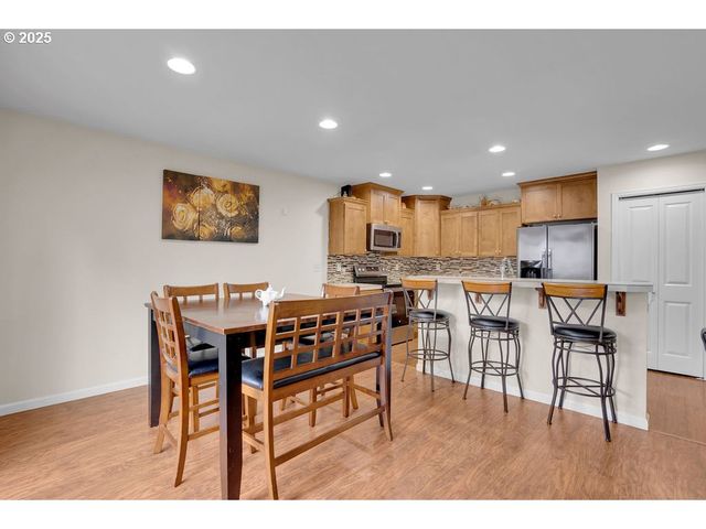 7705 Ne 19TH Way, Vancouver, WA 98664