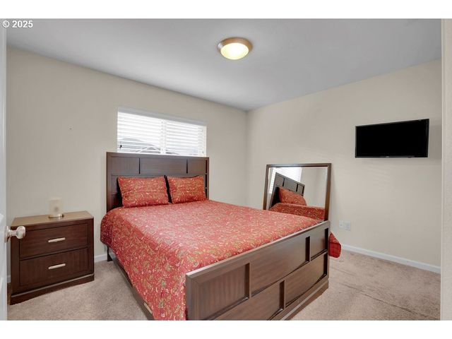 7705 Ne 19TH Way, Vancouver, WA 98664