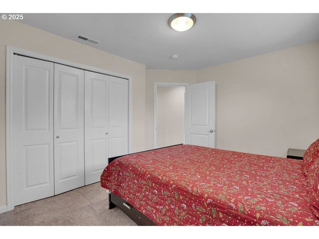 7705 Ne 19TH Way, Vancouver, WA 98664