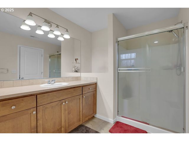 7705 Ne 19TH Way, Vancouver, WA 98664