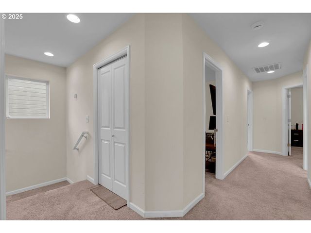 7705 Ne 19TH Way, Vancouver, WA 98664