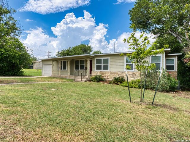 107 BLAKELEY DR, San Antonio, TX 78209