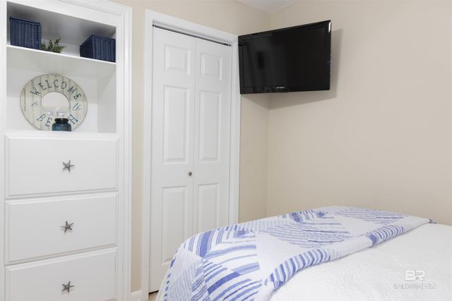 327 E Beach Boulevard 5D, Gulf Shores, AL 36542