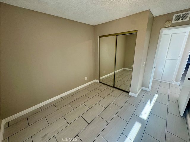 300 E Chestnut Avenue 301, Santa Ana, CA 92701