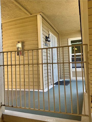 300 E Chestnut Avenue 301, Santa Ana, CA 92701