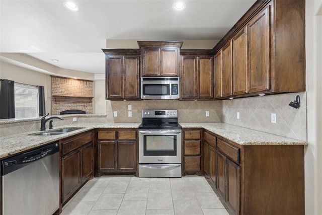 12205 Autumn Brook, Guthrie, OK 73044
