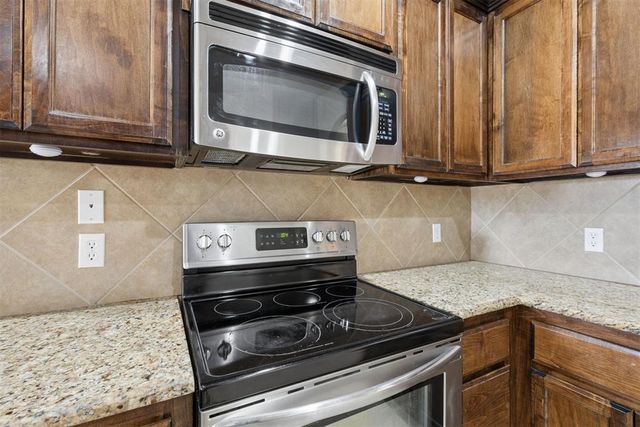 12205 Autumn Brook, Guthrie, OK 73044