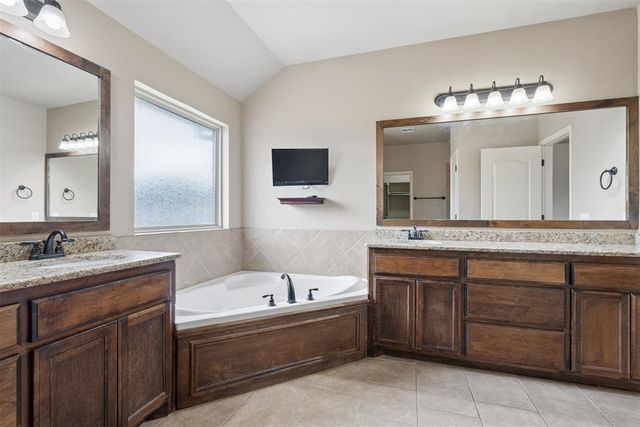 12205 Autumn Brook, Guthrie, OK 73044