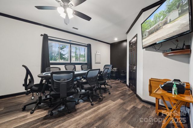 1917 Tom Sadler Road, Charlotte, NC 28214