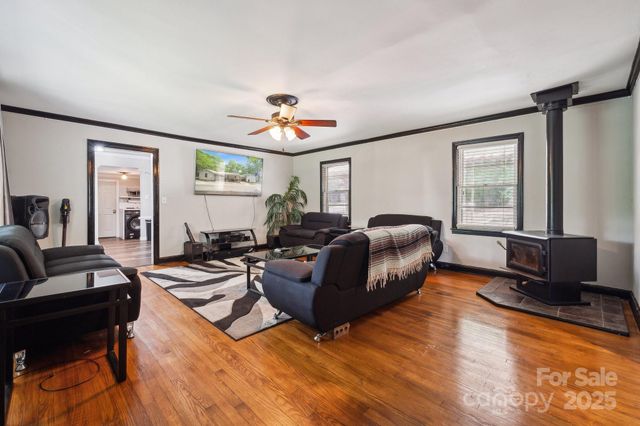 1917 Tom Sadler Road, Charlotte, NC 28214