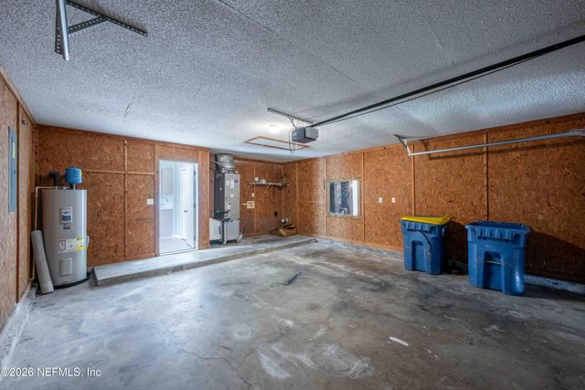 570 MANSHIP Drive, Jacksonville, FL 32225