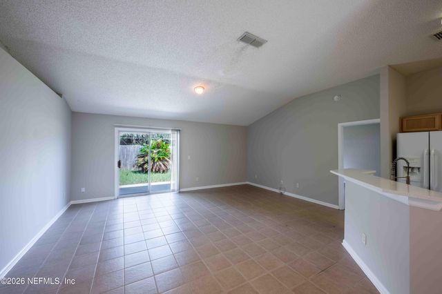 570 MANSHIP Drive, Jacksonville, FL 32225