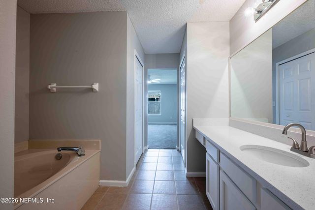 570 MANSHIP Drive, Jacksonville, FL 32225