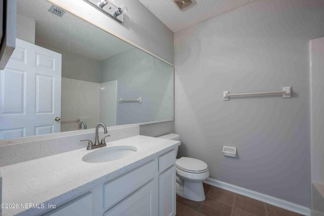570 MANSHIP Drive, Jacksonville, FL 32225