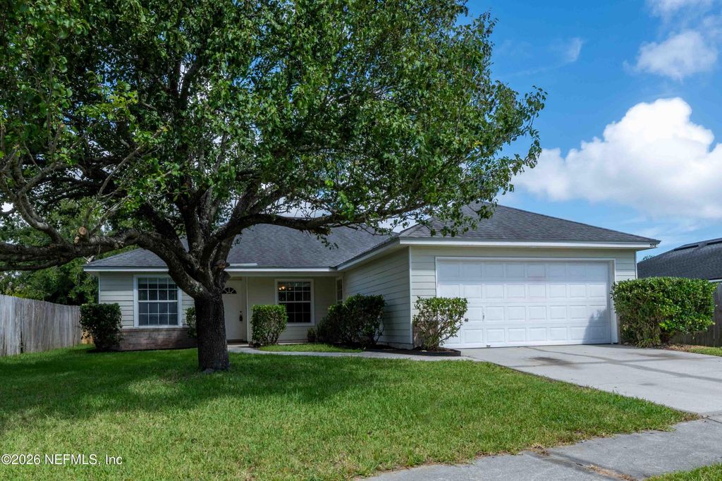 570 MANSHIP Drive, Jacksonville, FL 32225