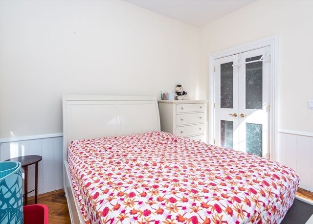 31 Elm 1, Newton, MA 02466