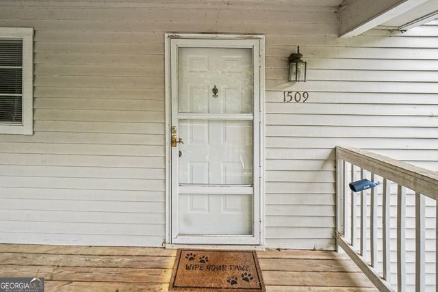 1509 Gettysburg Place, Sandy Springs, GA 30350