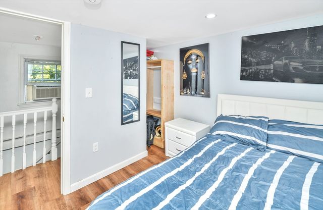 452 Tecumseh St, Fall River, MA 02721