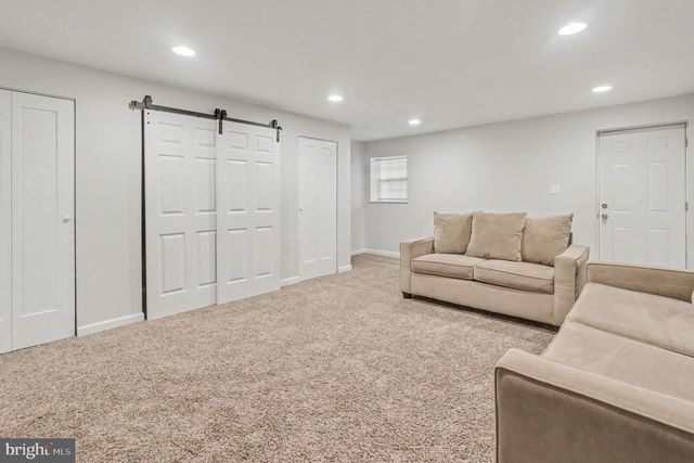 3912 HUNT HARBOR RD, Baltimore, MD 21220