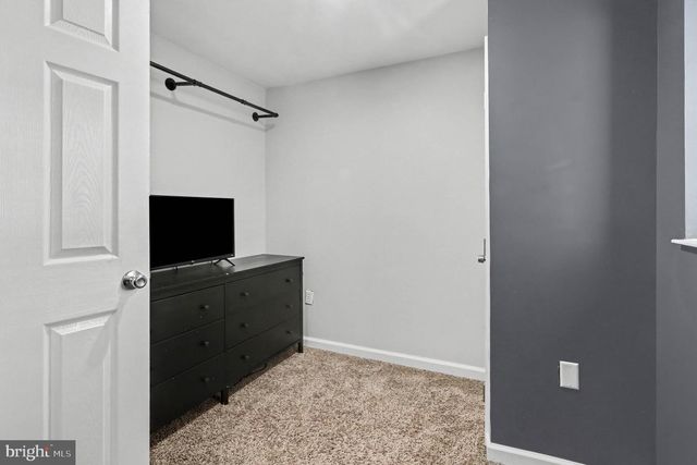 3912 HUNT HARBOR RD, Baltimore, MD 21220
