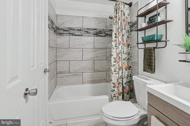 3912 HUNT HARBOR RD, Baltimore, MD 21220
