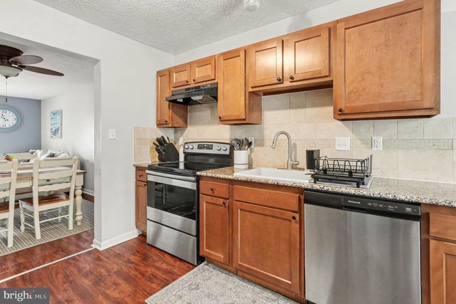 3912 HUNT HARBOR RD, Baltimore, MD 21220