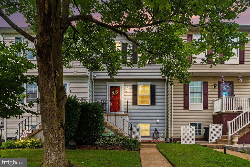 3912 HUNT HARBOR RD, Baltimore, MD 21220