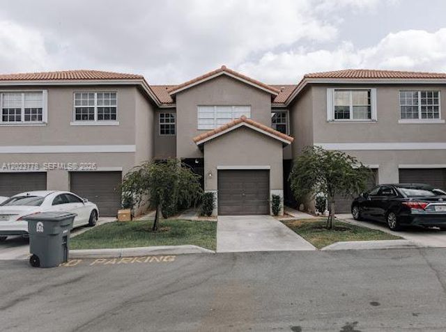 10245 Via Hibiscus 10245, Boca Raton, FL 33428