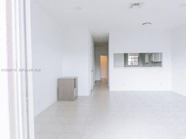 10245 Via Hibiscus 10245, Boca Raton, FL 33428