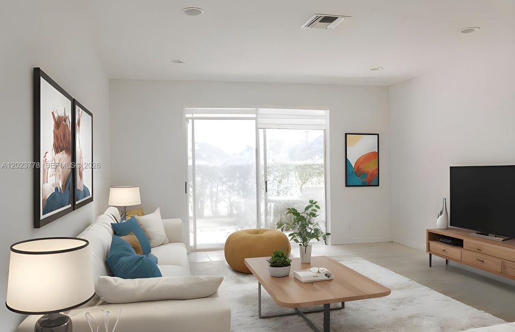 10245 Via Hibiscus 10245, Boca Raton, FL 33428