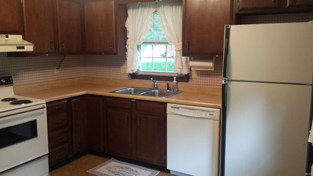 1504 E Bradshire Street, Bloomington, IN 47401