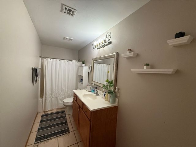 12127 SW 4th Street, Yukon, OK 73099