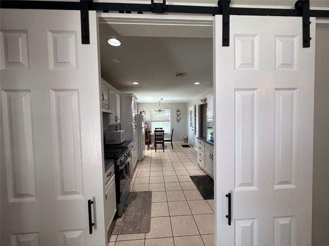 12127 SW 4th Street, Yukon, OK 73099