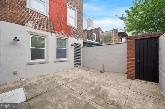 402 FAIRMOUNT AVE, Philadelphia, PA 19123
