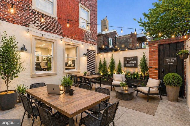 402 FAIRMOUNT AVE, Philadelphia, PA 19123