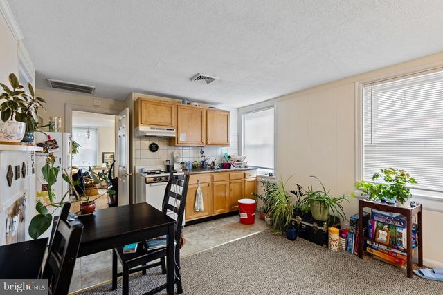 402 FAIRMOUNT AVE, Philadelphia, PA 19123